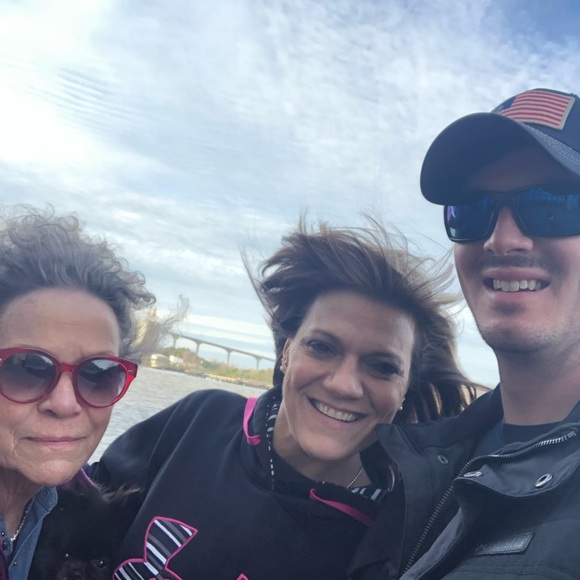 Meet your Posher, Veronica - Picture 4 of 7